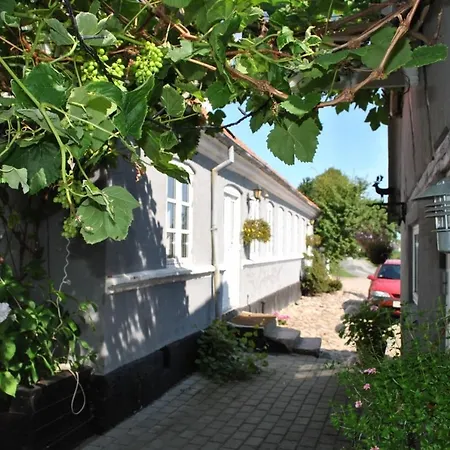 Vejskraekgarden Faebaek